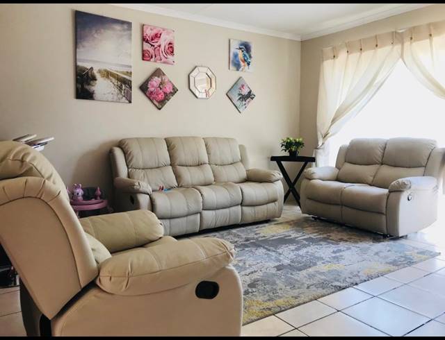 2 BEDROOM HOUSE FOR SALE IN AMANDASIG
